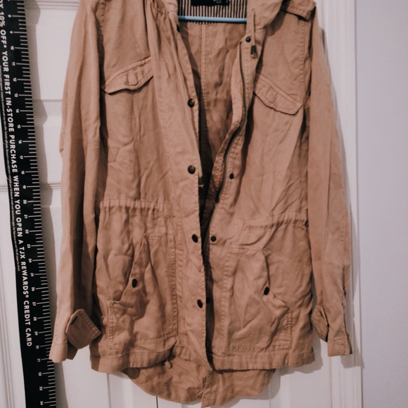 Women's Tan Jacket Hooded Super Soft 3/4 Length Fishtail New - Picture 8 of 12